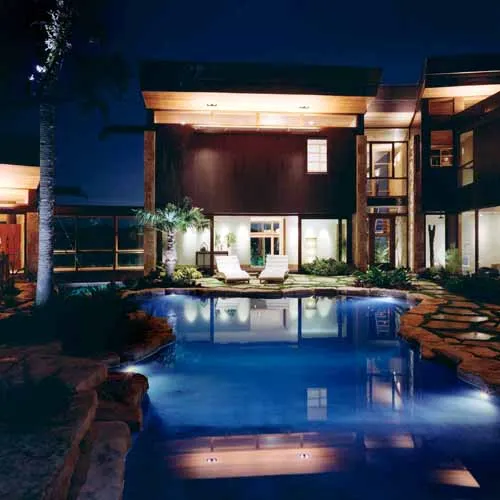 View At Diving Pool / Gallery Beyond